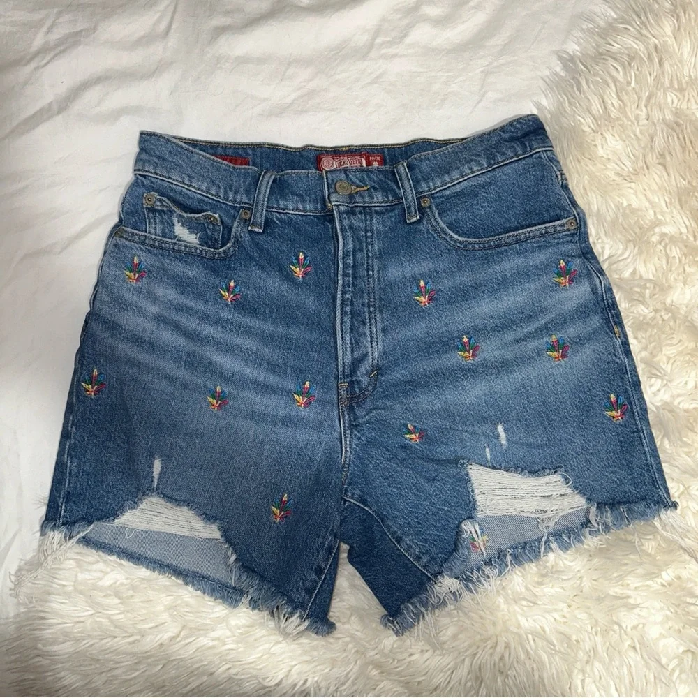 Lucky Brand | Lucky Legend 90s Midi Shorts Embroidered High Rise 5